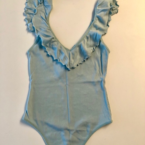 Aritzia Wilfred Danette Bodysuit Size M - Picture 3 of 5